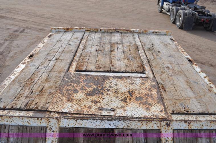 image for item G7156 2006 Trailmax FWTD-50-T tilt deck equipment trailer