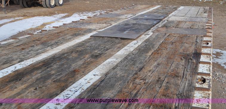 image for item G7156 2006 Trailmax FWTD-50-T tilt deck equipment trailer