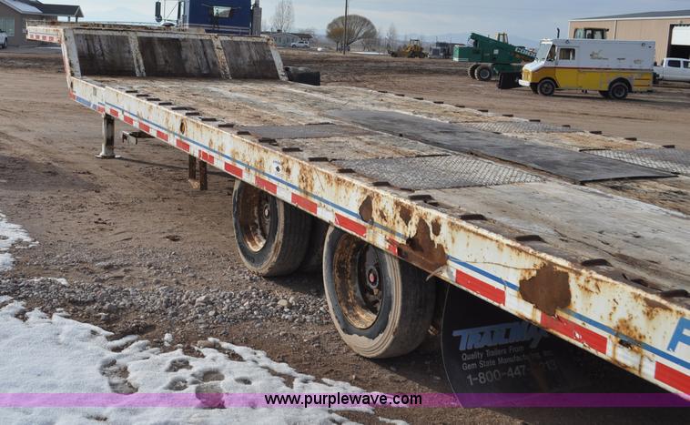 image for item G7156 2006 Trailmax FWTD-50-T tilt deck equipment trailer