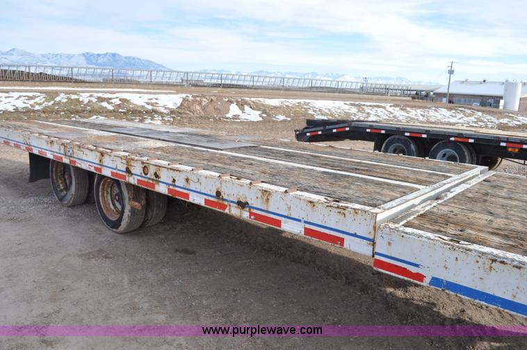 image for item G7156 2006 Trailmax FWTD-50-T tilt deck equipment trailer