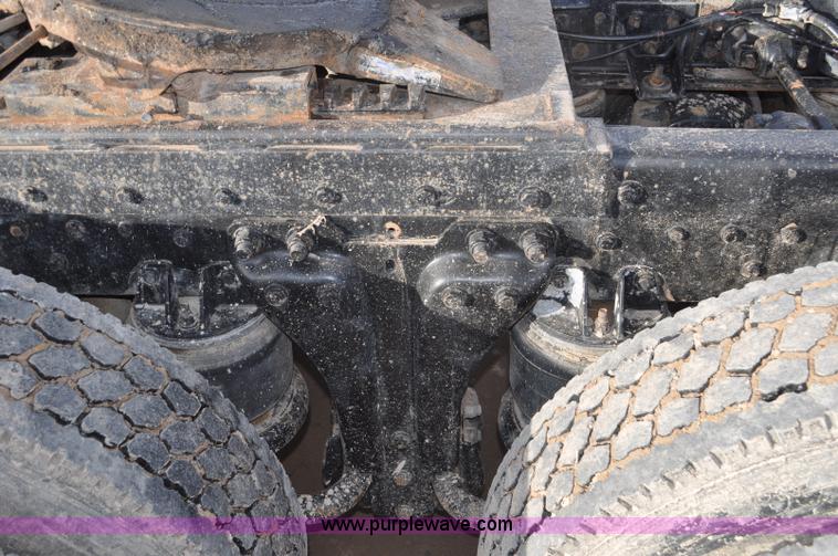 image for item G7157 1990 Kenworth W900 semi truck