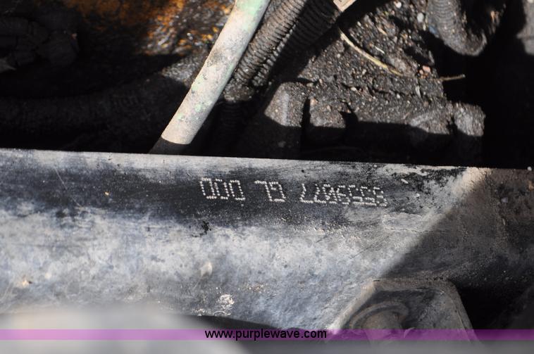 image for item G7157 1990 Kenworth W900 semi truck