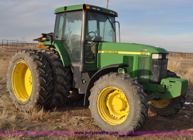 image for item G7163 2000 John Deere 7810 MFWD tractor