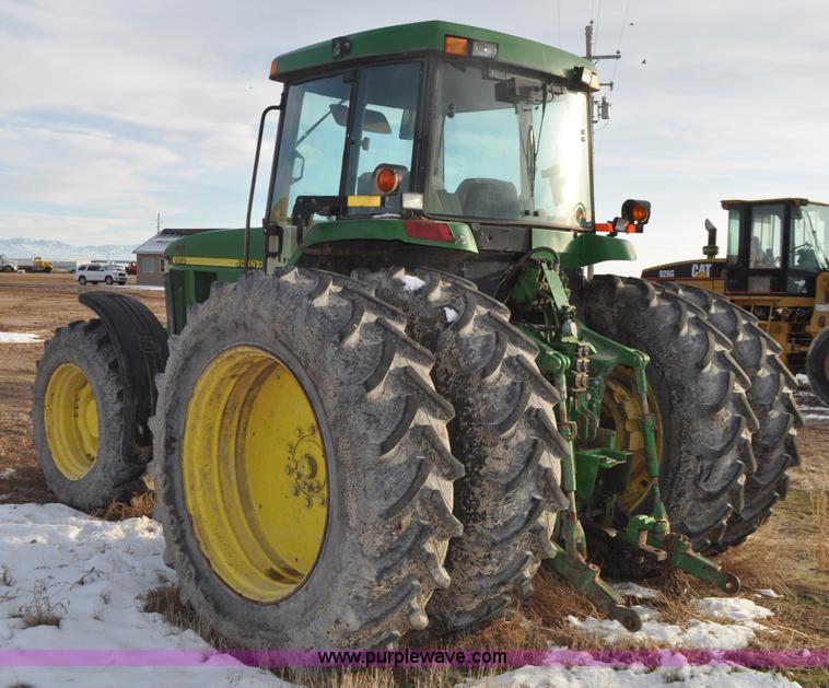 image for item G7163 2000 John Deere 7810 MFWD tractor