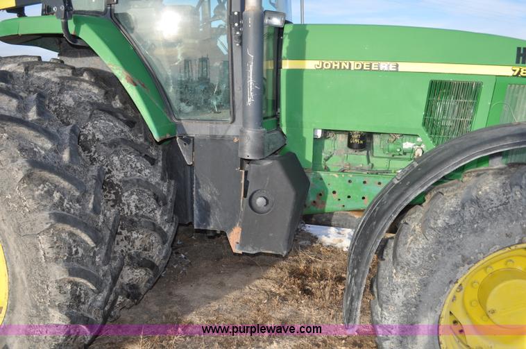 image for item G7163 2000 John Deere 7810 MFWD tractor