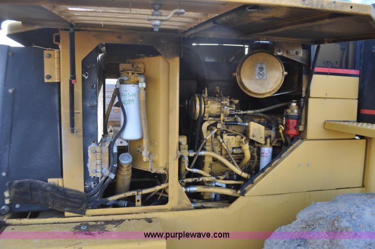 image for item G7164 2004 Caterpillar 928G wheel loader