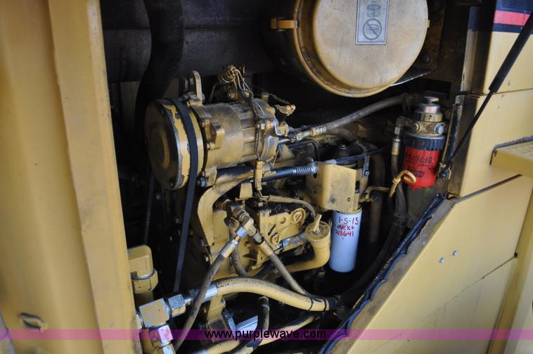 image for item G7164 2004 Caterpillar 928G wheel loader