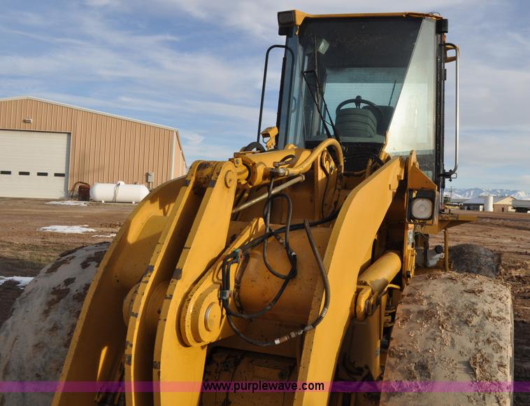 image for item G7164 2004 Caterpillar 928G wheel loader