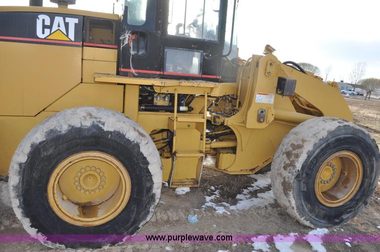 image for item G7164 2004 Caterpillar 928G wheel loader