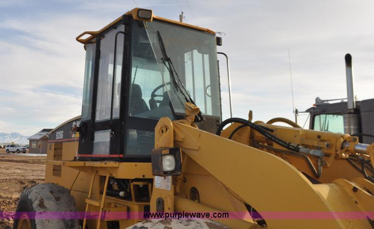 image for item G7164 2004 Caterpillar 928G wheel loader