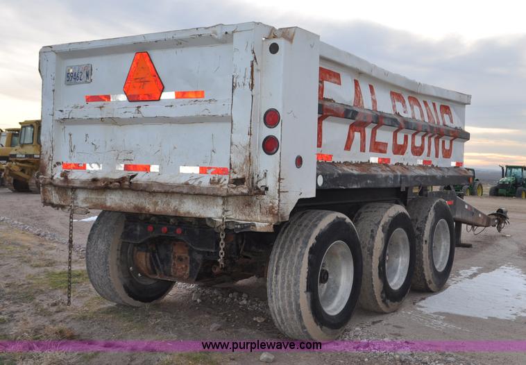 image for item G7168 1996 KD King end dump trailer