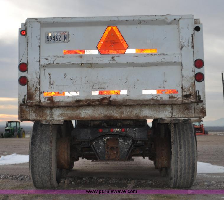 image for item G7168 1996 KD King end dump trailer