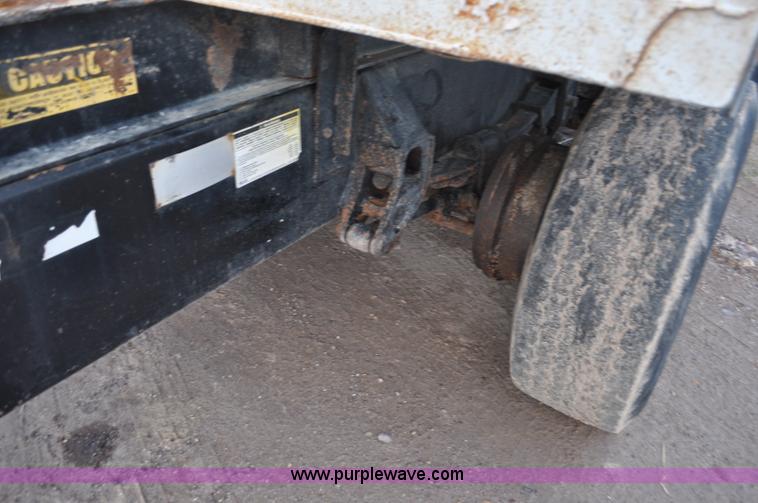 image for item G7168 1996 KD King end dump trailer