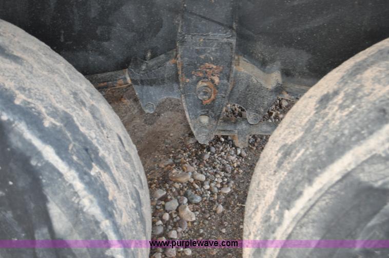 image for item G7168 1996 KD King end dump trailer