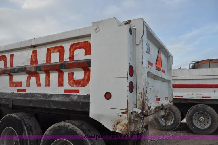 image for item G7168 1996 KD King end dump trailer