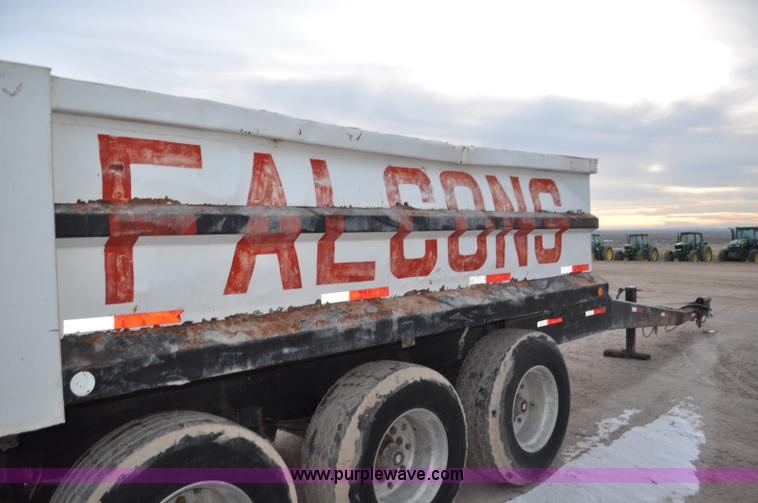 image for item G7168 1996 KD King end dump trailer