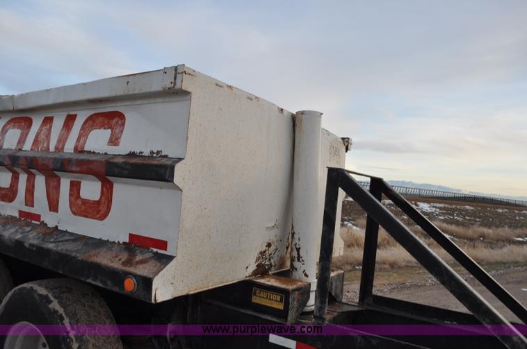image for item G7168 1996 KD King end dump trailer