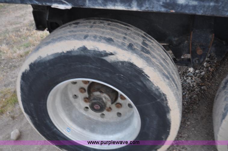 image for item G7168 1996 KD King end dump trailer