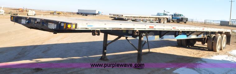 image for item G7169 1995 Fontaine flatbed trailer