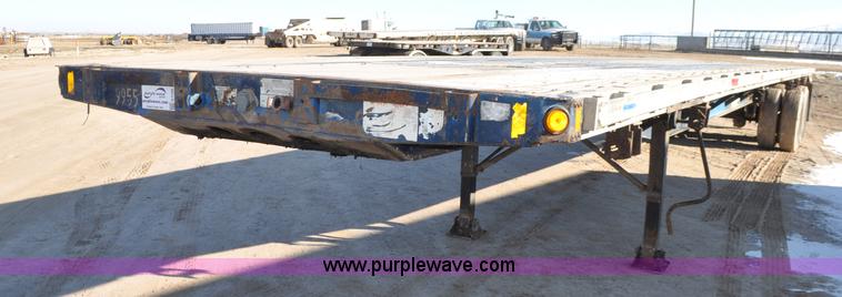 image for item G7169 1995 Fontaine flatbed trailer