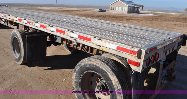 image for item G7170 1995 Transcraft Eagle Super Beam flatbed trailer