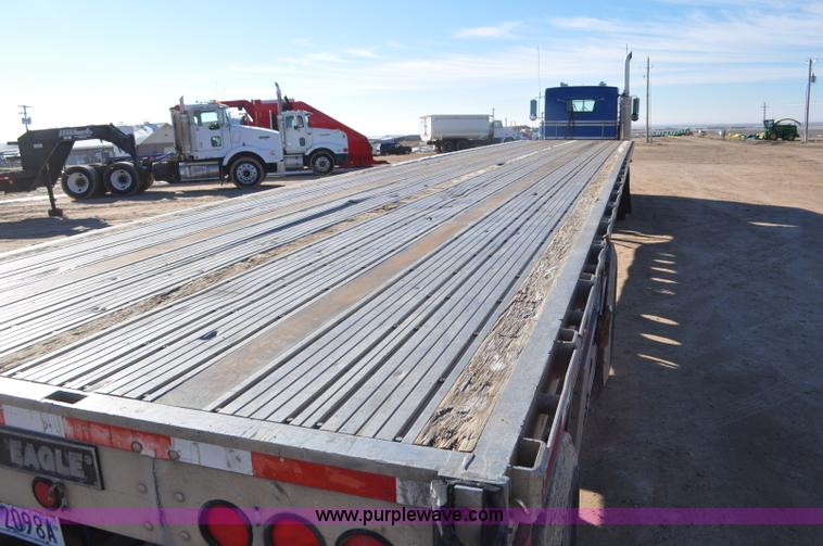 image for item G7170 1995 Transcraft Eagle Super Beam flatbed trailer