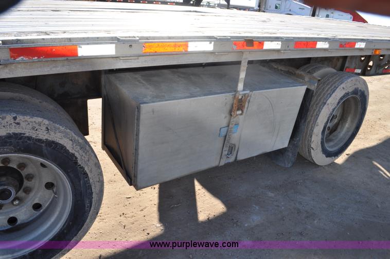 image for item G7170 1995 Transcraft Eagle Super Beam flatbed trailer
