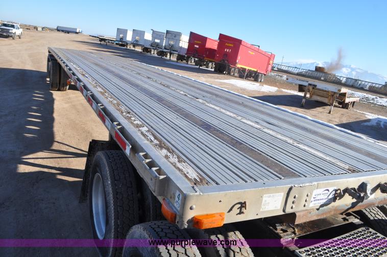 image for item G7170 1995 Transcraft Eagle Super Beam flatbed trailer
