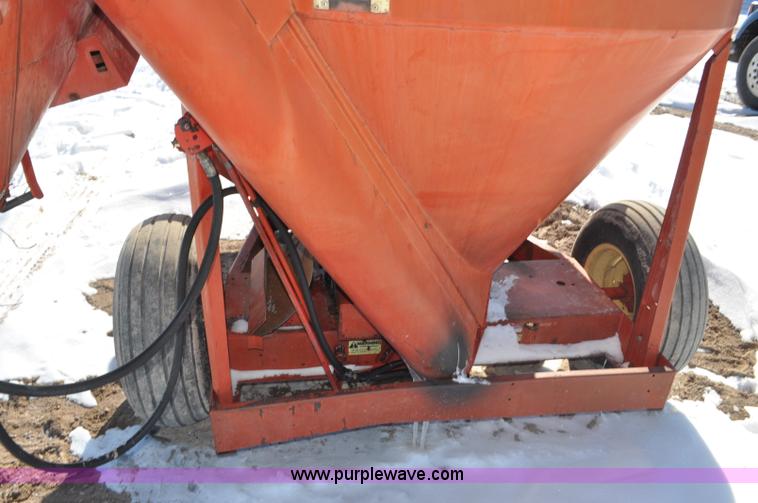 image for item G7171 Gehl 100 grinder mixer