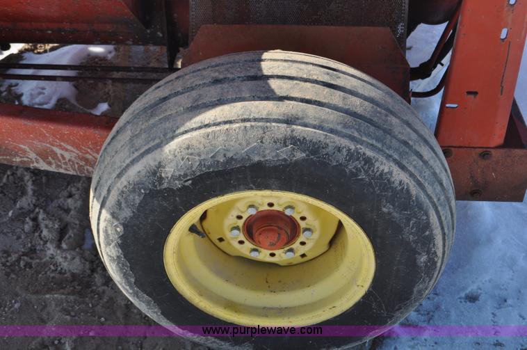 image for item G7171 Gehl 100 grinder mixer