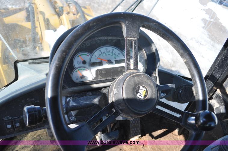 image for item G7173 2004 Caterpillar 928G wheel loader