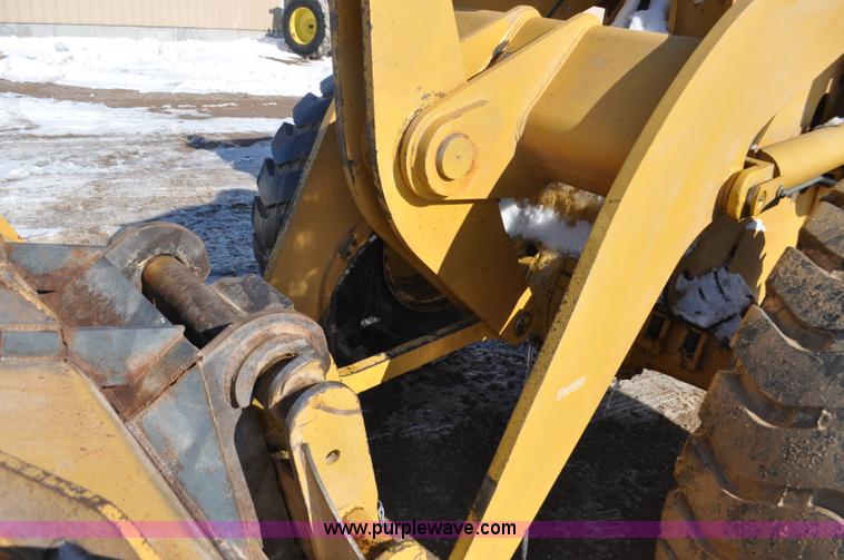 image for item G7173 2004 Caterpillar 928G wheel loader