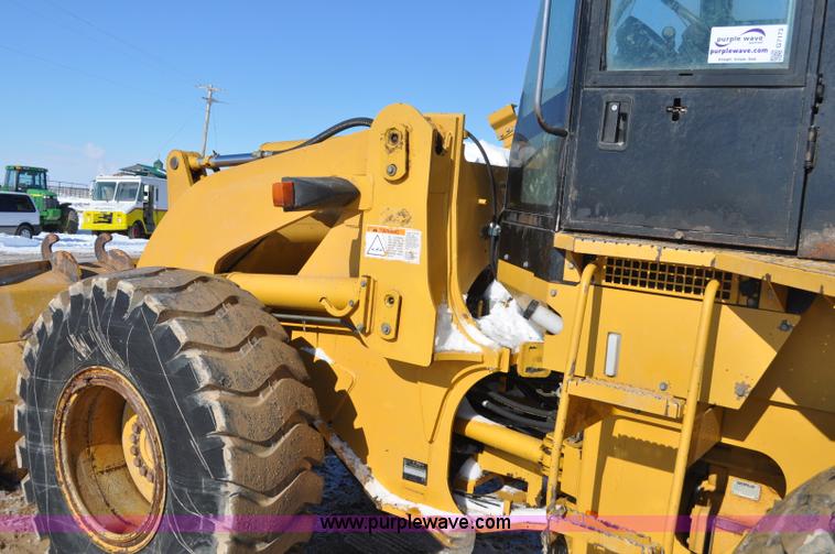 image for item G7173 2004 Caterpillar 928G wheel loader