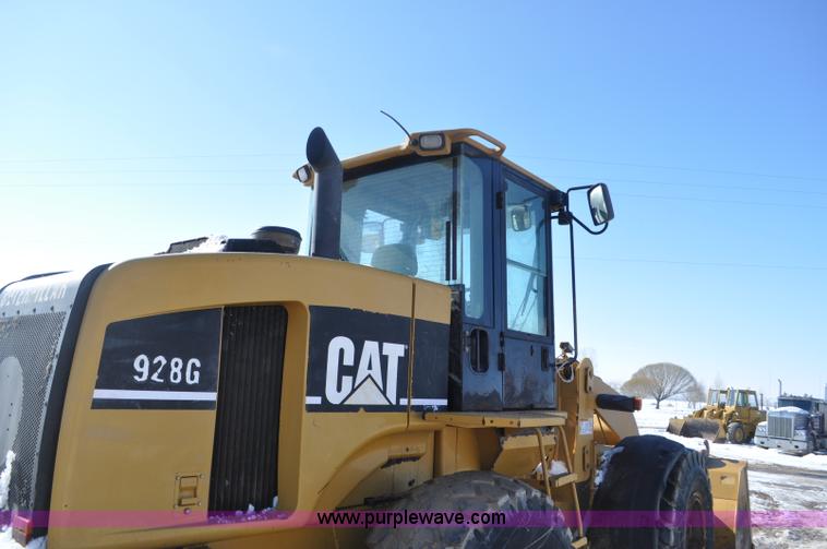 image for item G7173 2004 Caterpillar 928G wheel loader