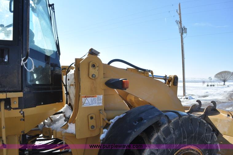 image for item G7173 2004 Caterpillar 928G wheel loader