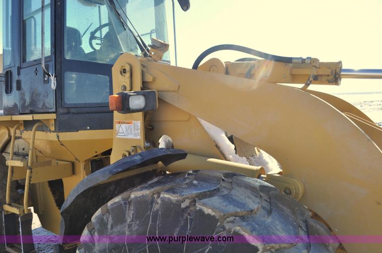 image for item G7173 2004 Caterpillar 928G wheel loader