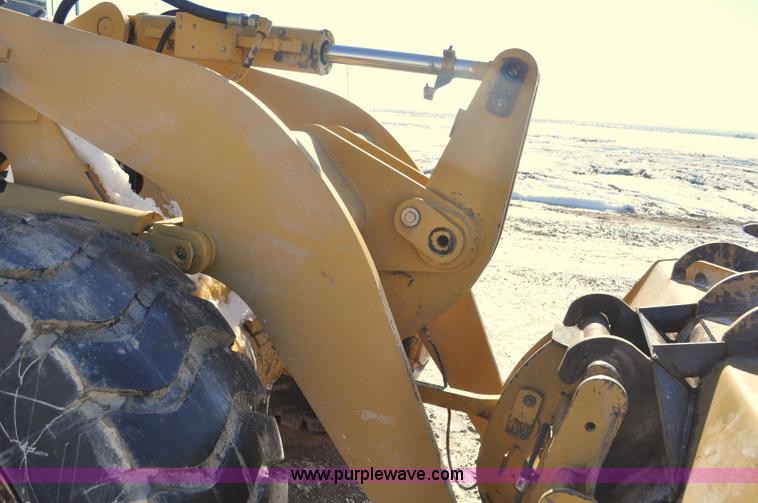 image for item G7173 2004 Caterpillar 928G wheel loader