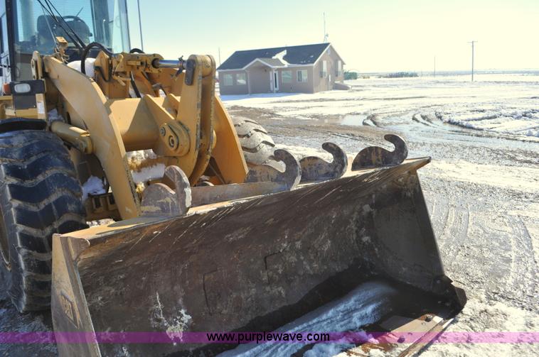 image for item G7173 2004 Caterpillar 928G wheel loader