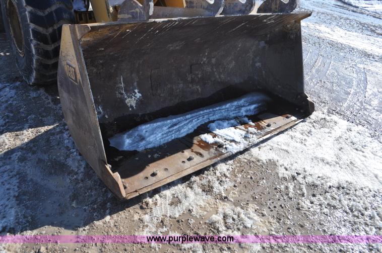 image for item G7173 2004 Caterpillar 928G wheel loader