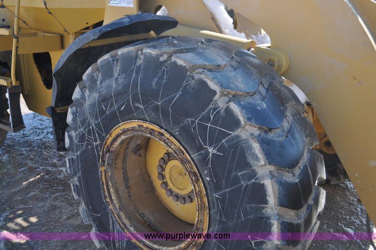 image for item G7173 2004 Caterpillar 928G wheel loader