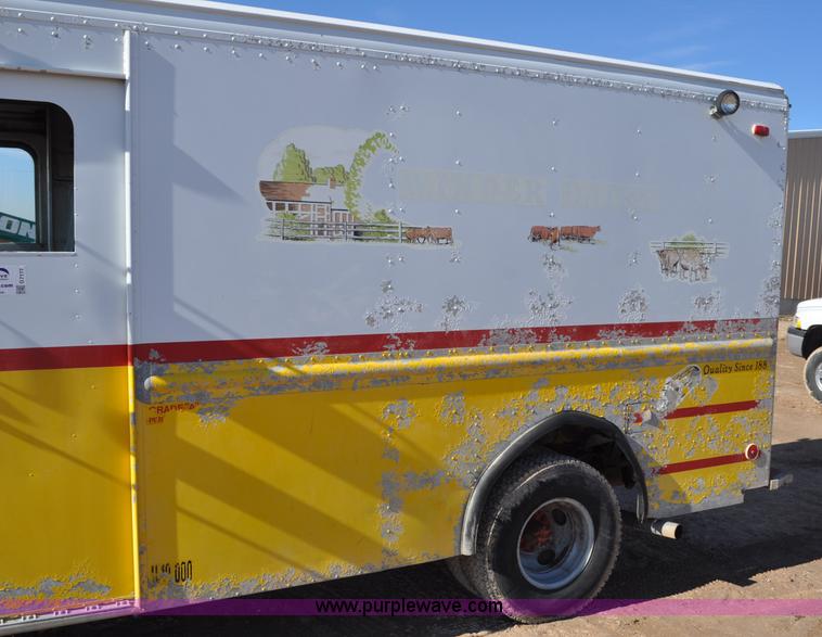 image for item G7177 1994 GMC Grumman P35 delivery van