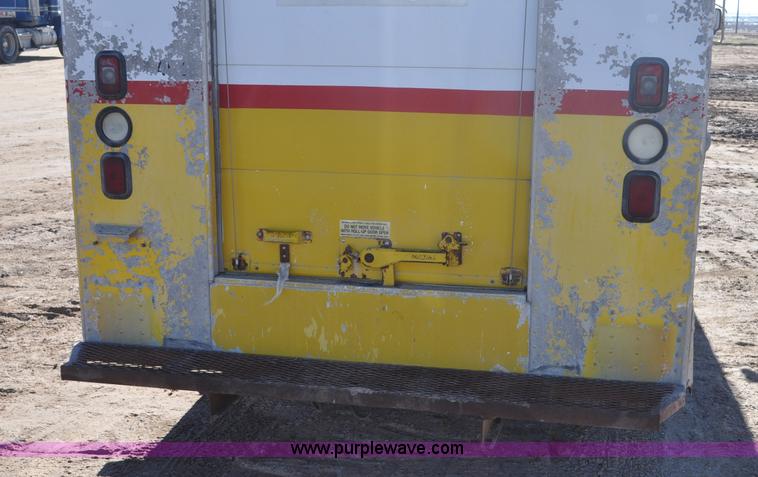 image for item G7177 1994 GMC Grumman P35 delivery van