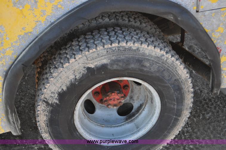 image for item G7177 1994 GMC Grumman P35 delivery van