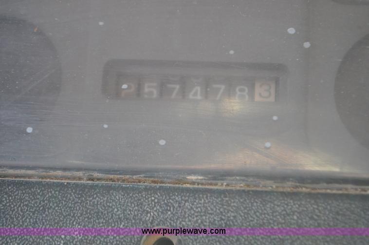 image for item G7177 1994 GMC Grumman P35 delivery van