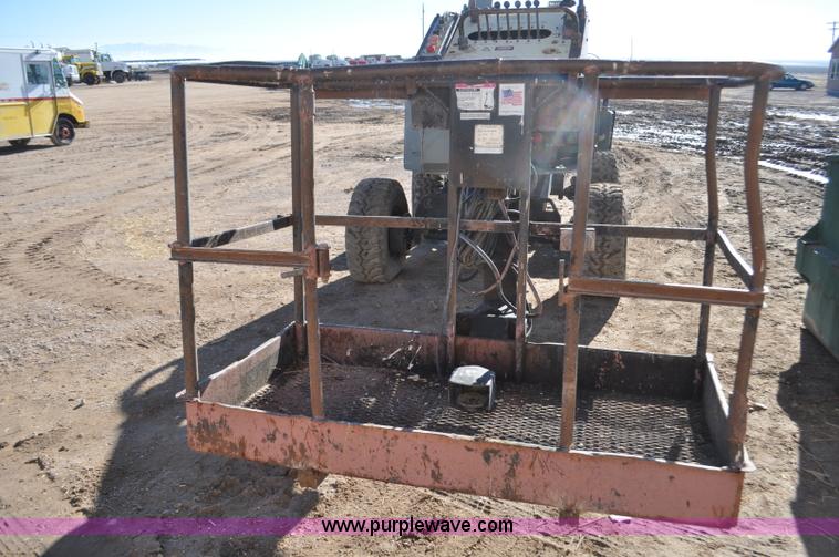 image for item G7180 Simon AT40C boom lift