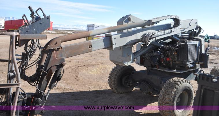 image for item G7180 Simon AT40C boom lift