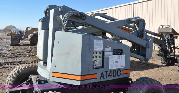 image for item G7180 Simon AT40C boom lift