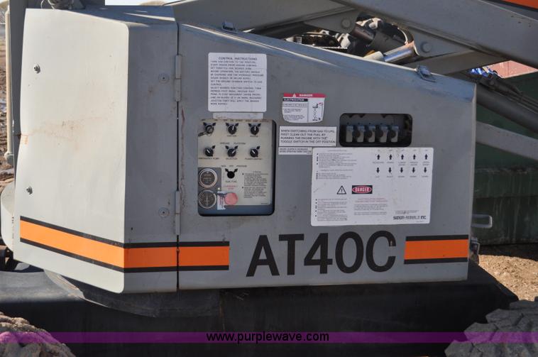 image for item G7180 Simon AT40C boom lift