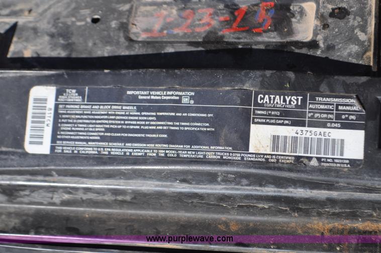 image for item G7183 1994 GMC Sonoma SLE Ext. Cab pickup truck