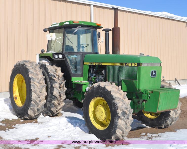image for item G7184 1984 John Deere 4850 MFWD tractor